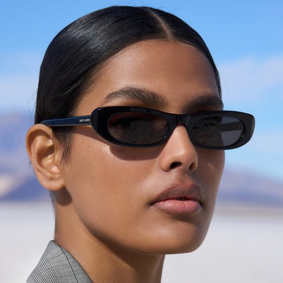 Saint Laurent SL557 SHADE 001 Sunglasses Black Grey Oval Women main image 10